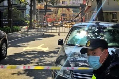 一聲巨響，路過女子不幸遇難——世博物業安全管理警鐘長鳴