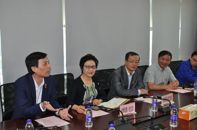 禮贊新中國，建功新時代——公房物業聯合黨支部慶祝上海解放七十周年主題黨日活動