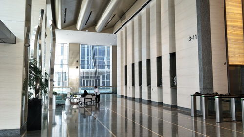 上海環球都會廣場招商 世博物業卓越管理，商務辦公首選