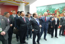 中企物業與世博物業 中國物業服務行業的雙雄